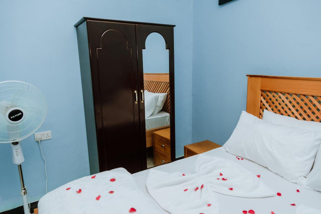 Kisanga Homestay Moshi Bagian luar foto