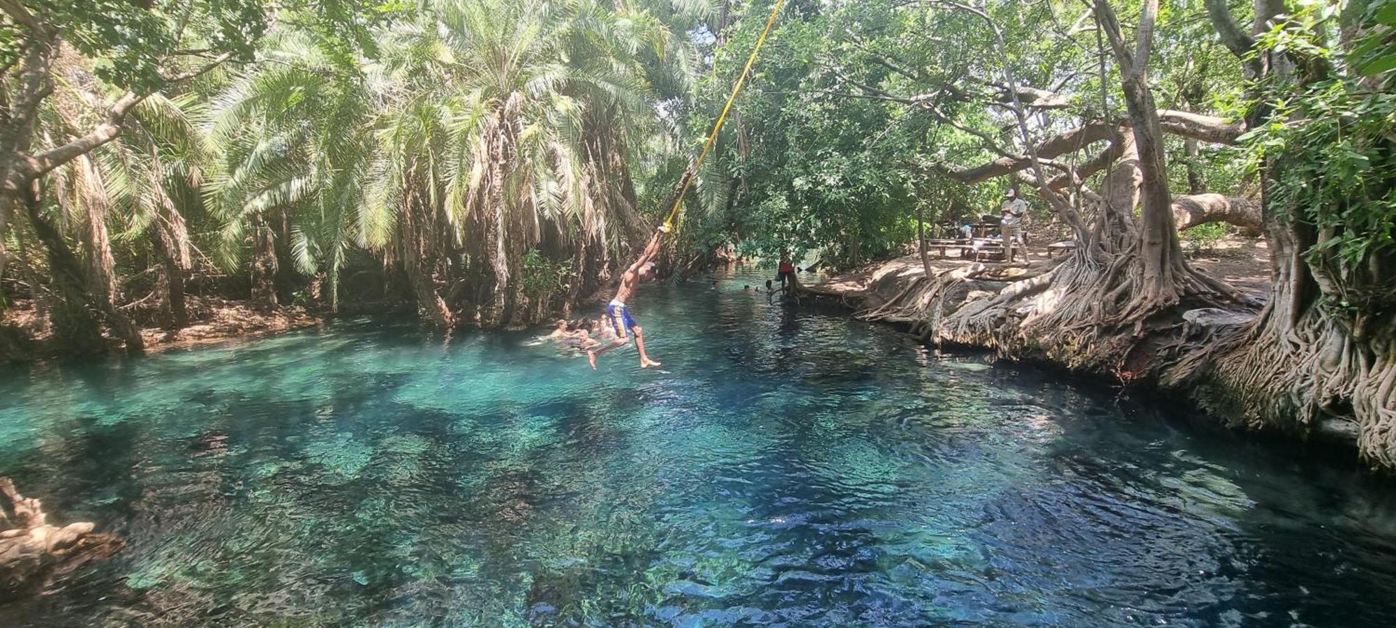 Kisanga Homestay Moshi Bagian luar foto