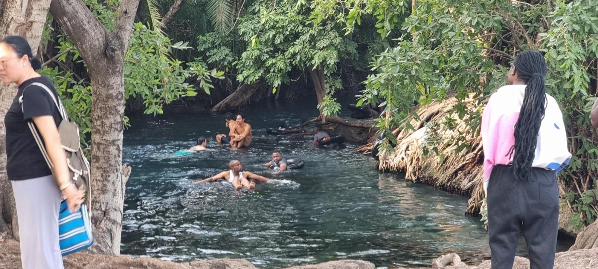 Kisanga Homestay Moshi Bagian luar foto