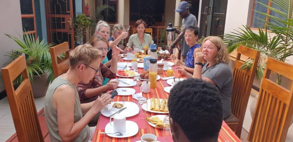 Kisanga Homestay Moshi Bagian luar foto